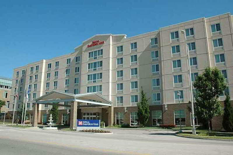 Hilton Garden Inn Kansas City/Kansas Dış mekan fotoğraf